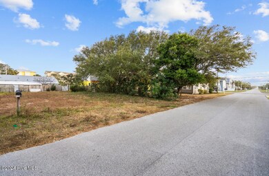 310 N 4th Ave, Kure Beach, NC 28449 - photo 7