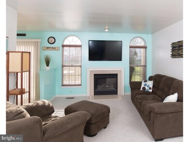 2202 Carriage Ln, Royersford, PA 19468 - photo 7