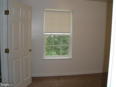 21403 Great Mills Rd unit 202A, Lexington Park, MD 20653 - photo 5