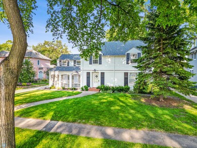 1326 9th St S, Fargo, ND 58103 - photo 3