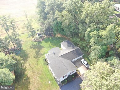 1910 Springview Dr, Chambersburg, PA 17202 - photo 7