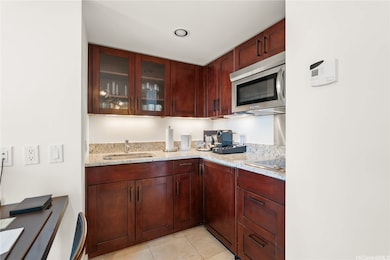 223 Saratoga Rd unit 1721, Honolulu, HI 96815 - photo 5