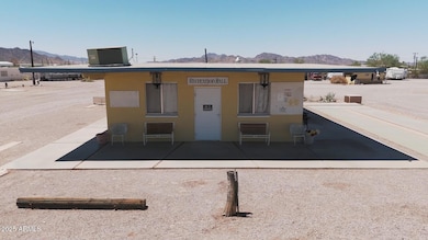 315 E Main St, Quartzsite, AZ 85346 - photo 4