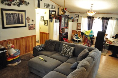 27795 Avenue 146 unit A, Porterville, CA 93257 - photo 5