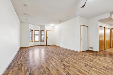 614 2nd St NW unit 614, New Prague, MN 56071 - photo 2