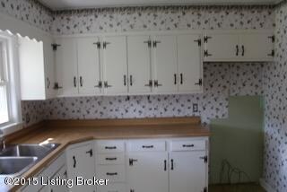 7808 Fegenbush Ln, Louisville, KY 40228 - photo 4