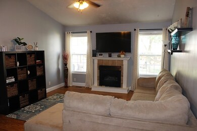 4111 Hedgewood Ct, Newburgh, IN 47630 - photo 4