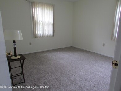 30 Ardmore Ln, Matawan, NJ 07747 - photo 5