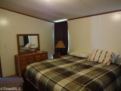 2957 Tiger Flower Rd, Asheboro, NC 27205 - photo 3