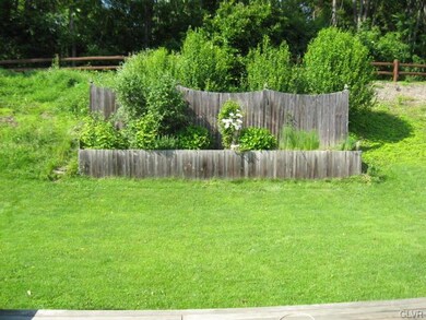 3513 Limestone Dr, Whitehall, PA 18052 - photo 3