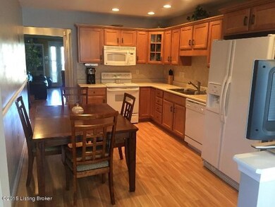 8432 Aspen Glen Way unit 8432, Louisville, KY 40228 - photo 6