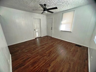 3308 E 14th St, Muncie, IN 47302 - photo 7