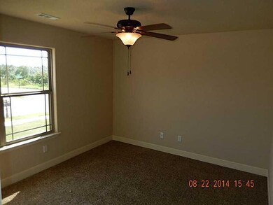 1548 Leesburg Ave, Springdale, AR 72764 - photo 5