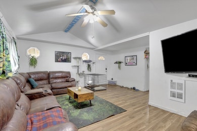 228 W Poplar St, Tekoa, WA 99033 - photo 3