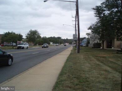 400 Milky Way, Capitol Heights, MD 20743 - photo 3