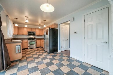 8229 186th Street Ct E, Puyallup, WA 98375 - photo 5