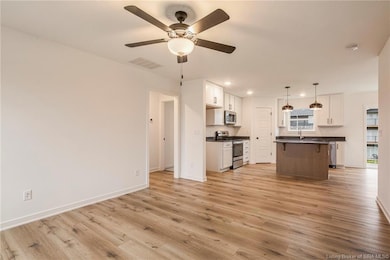 851 Wolf Run Park Blvd, Jeffersonville, IN 47130 - photo 4