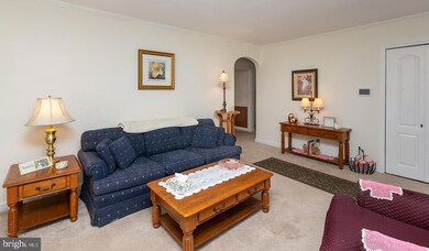 5234 Arrowhead Ln, Drexel Hill, PA 19026 - photo 6