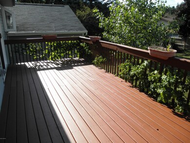 735 Hunt St, Lowell, MI 49331 - photo 3