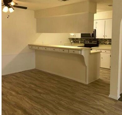 608 Billie Ruth Ln, Hurst, TX 76053 - photo 3