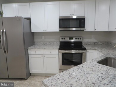 8312 Bluebird Way unit 2, Lorton, VA 22079 - photo 2