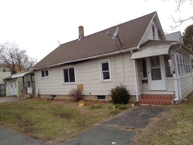 19 Fullerton St, Indian Orchard, MA 01151 - photo 2