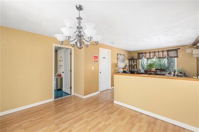 43 Noxon St, West Warwick, RI 02893 - photo 4