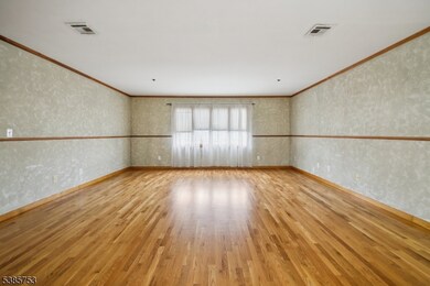 22 Saint Francis St, Newark, NJ 07105 - photo 2