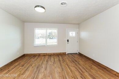 2925 Bethel Place, Powell, TN 37849 - photo 5