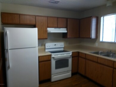 5123 Westchase Ct unit 2, Jacksonville, FL 32210 - photo 3