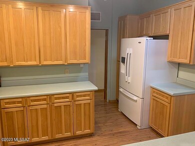2610 E Kleindale Rd, Tucson, AZ 85716 - photo 3