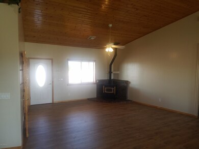 2655 W Compass Point Rd, Paulden, AZ 86334 - photo 3