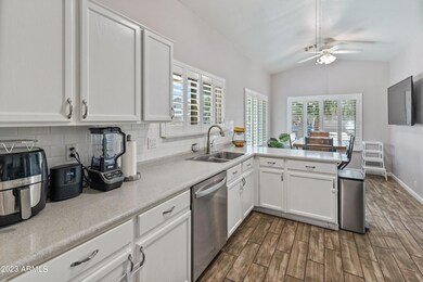 10626 E Emerald Ave, Mesa, AZ 85208 - photo 3