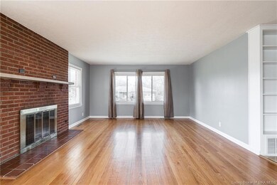 2606 E Robin Rd, New Albany, IN 47150 - photo 7