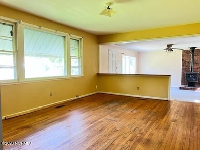 414 Houston Rd, Jacksonville, NC 28540 - photo 6