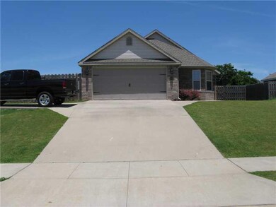 1514 Leesburg Ave, Springdale, AR 72764 - photo 2