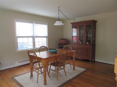 17 Brookview Ave, Delmar, NY 12054 - photo 2