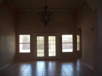 213 Oriole Ln, Laredo, TX 78045 - photo 2