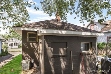 232 Fox St SW, Grand Rapids-28
