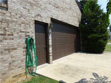 353 Old Springhouse Rd, Shepherdsville, KY 40165 - photo 4