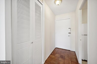 River Park unit N101, Washington, DC 20024 - photo 3