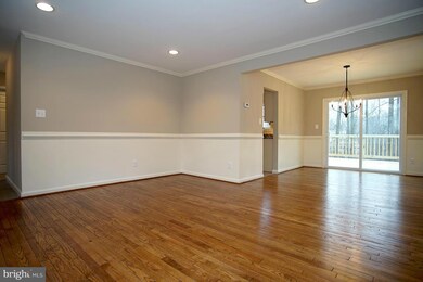 12609 Timber Grove Rd, Reisterstown, MD 21136 - photo 4