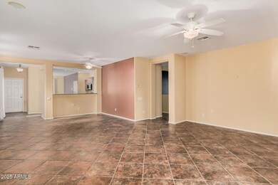 17102 W Saguaro Ln, Surprise, AZ 85388 - photo 6