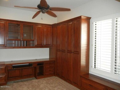 Den Office