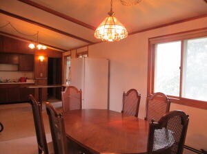 Dining Room set and hutch stay