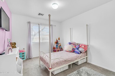 untitled-Real Estate -5