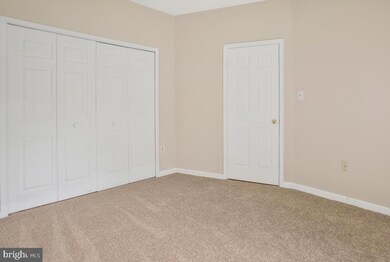 7106 Meadow Green Terrace, Hyattsville, MD 20785 - photo 7