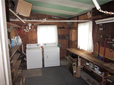 37308 Eileen Ave, Zephyrhills, FL 33542 - photo 5