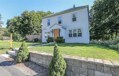 15 Swan Ave, Bedford, NH 03110 - photo 2