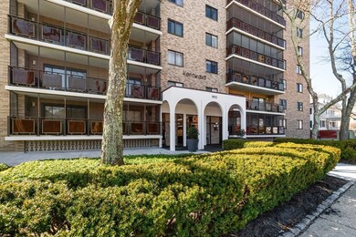 The Kentwood unit 65, Arlington, MA 02476 - photo 2